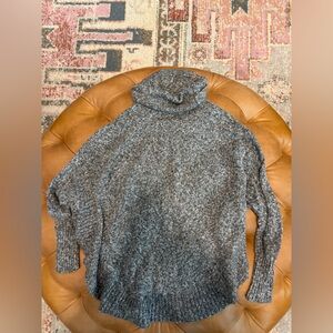 Women’s sweater poncho